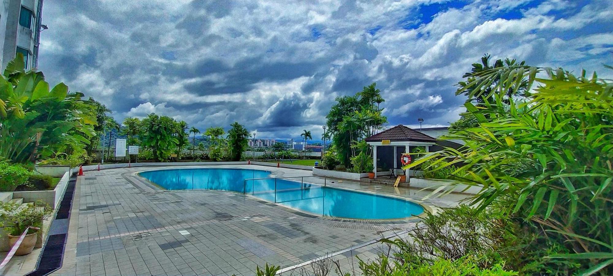 Likas Square - Kk Kota Kinabalu